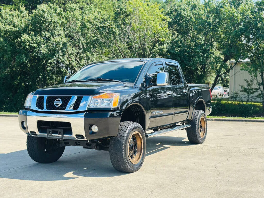2015 NISSAN Titan