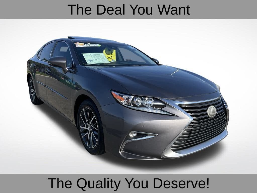 2017 LEXUS ES