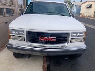 GMC Suburban
