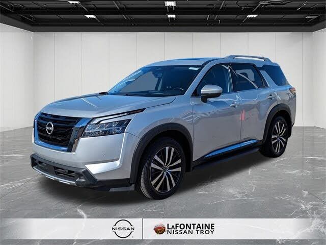2023 NISSAN Pathfinder