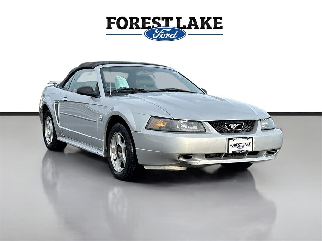 2004 FORD Mustang