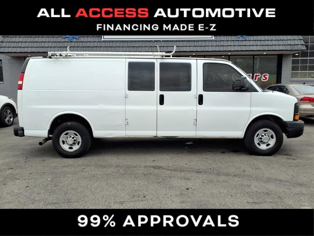2013 CHEVROLET Express