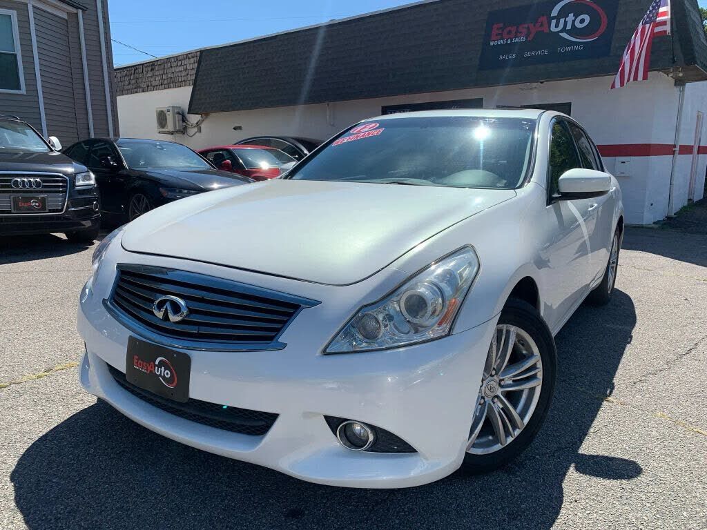 2012 INFINITI G37