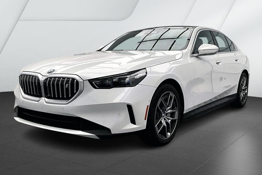 2025 BMW i5