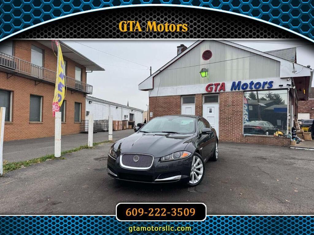 Jaguar XF
