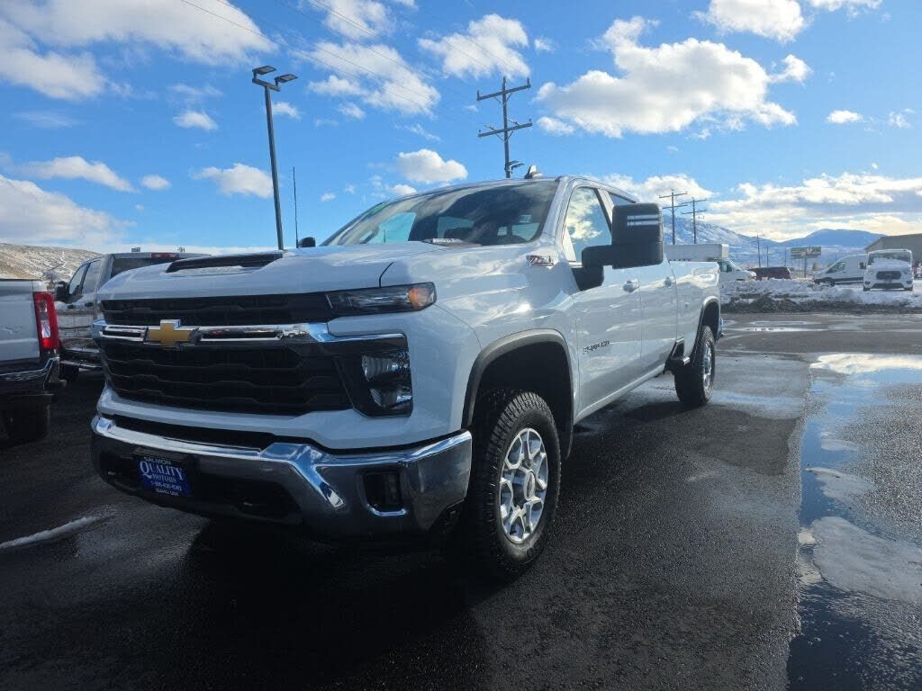 2024 CHEVROLET Silverado HD