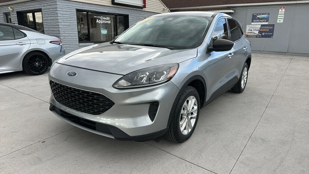 2022 FORD Escape