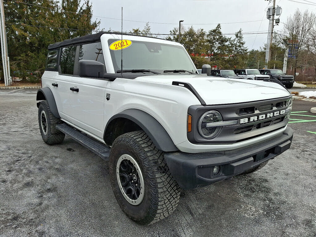 2021 FORD Bronco