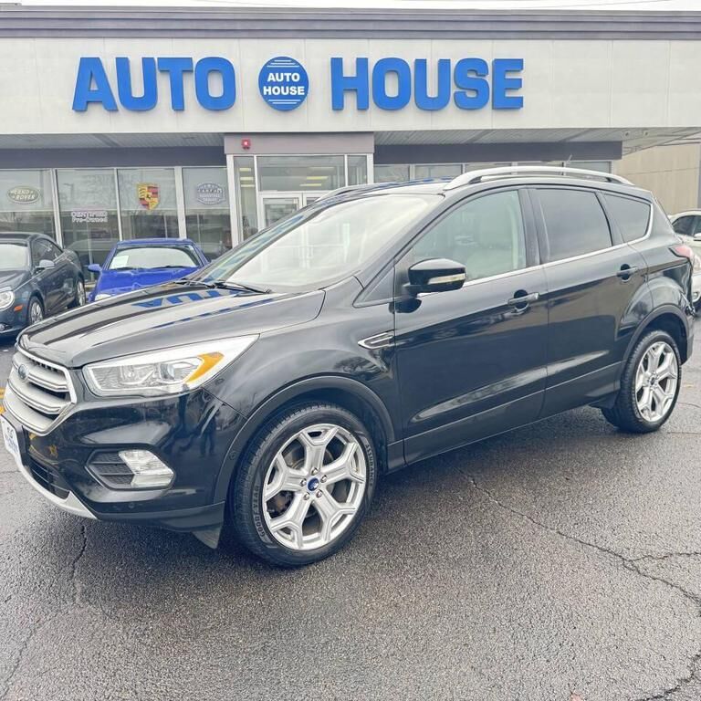 2017 FORD Escape