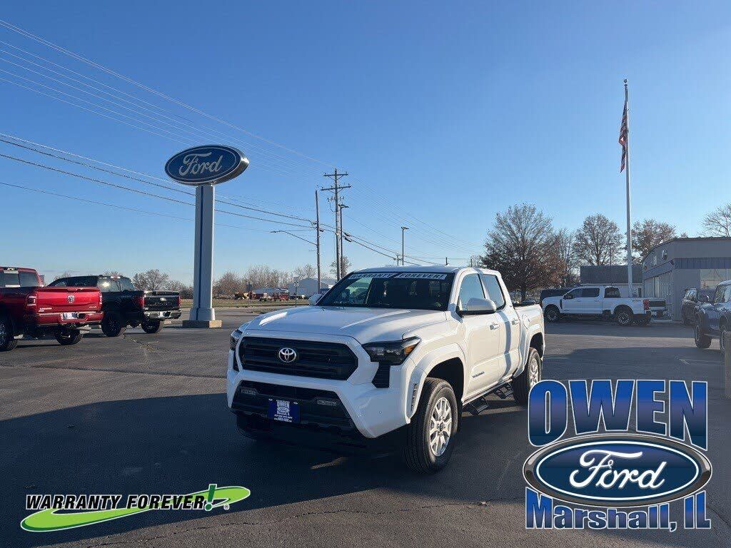 2024 TOYOTA Tacoma