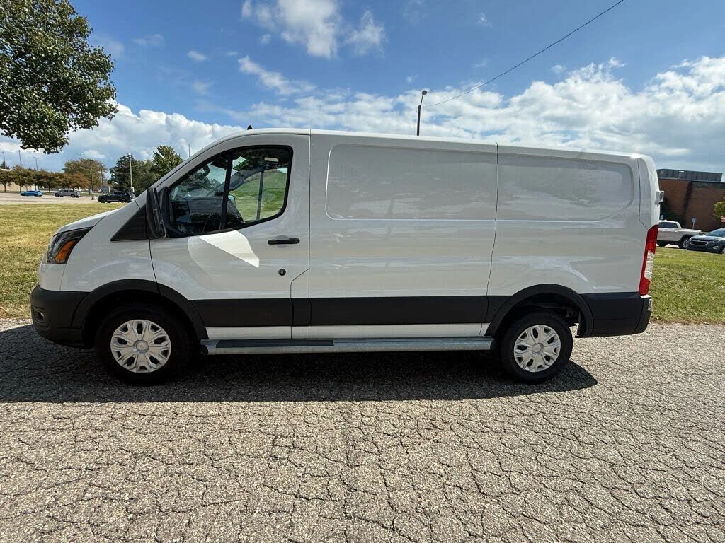 2023 FORD Transit