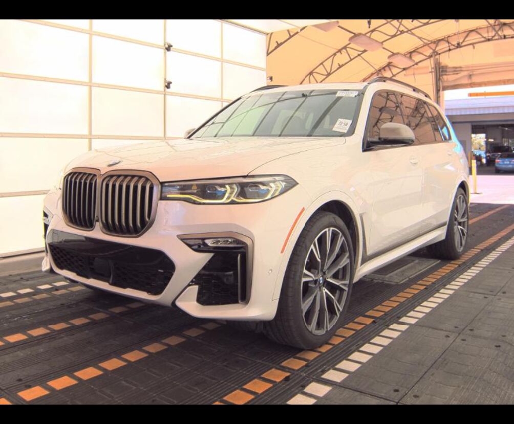 2021 BMW X7