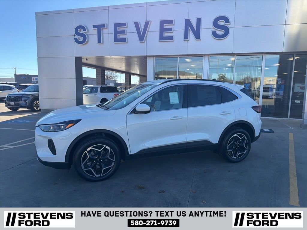 2026 FORD Escape