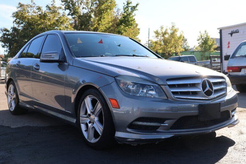 2011 MERCEDES-BENZ C-Class