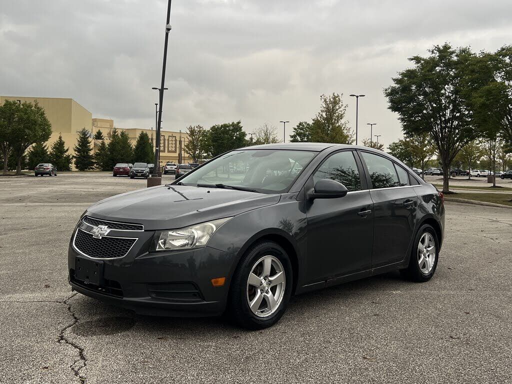 2013 CHEVROLET Cruze