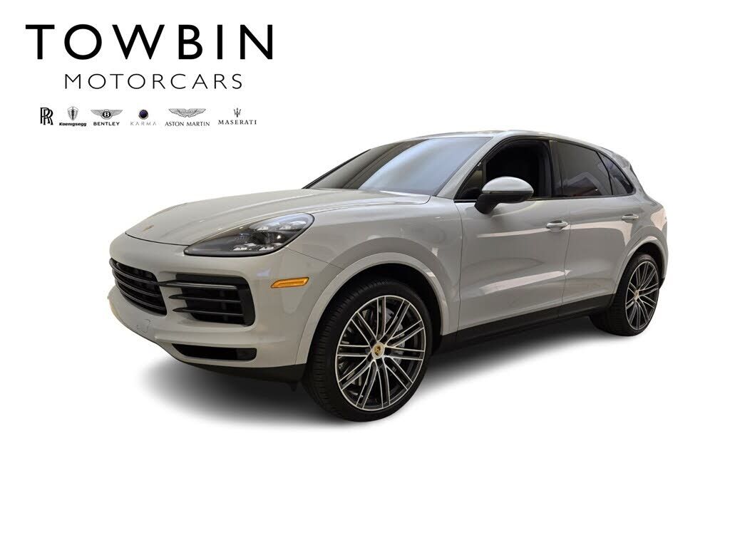 2022 PORSCHE Cayenne