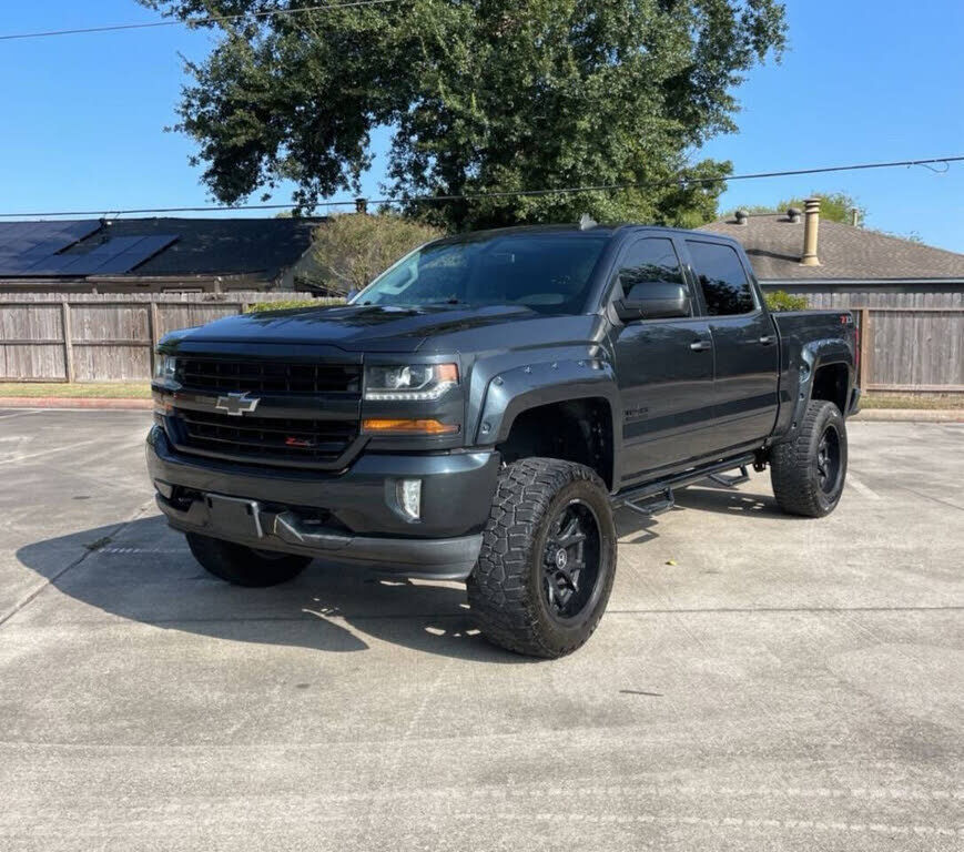 2018 CHEVROLET Silverado