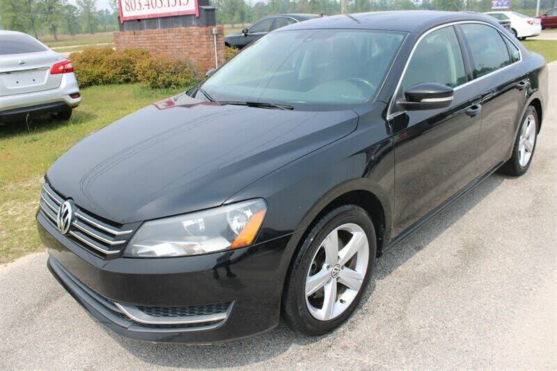 2014 VOLKSWAGEN Passat