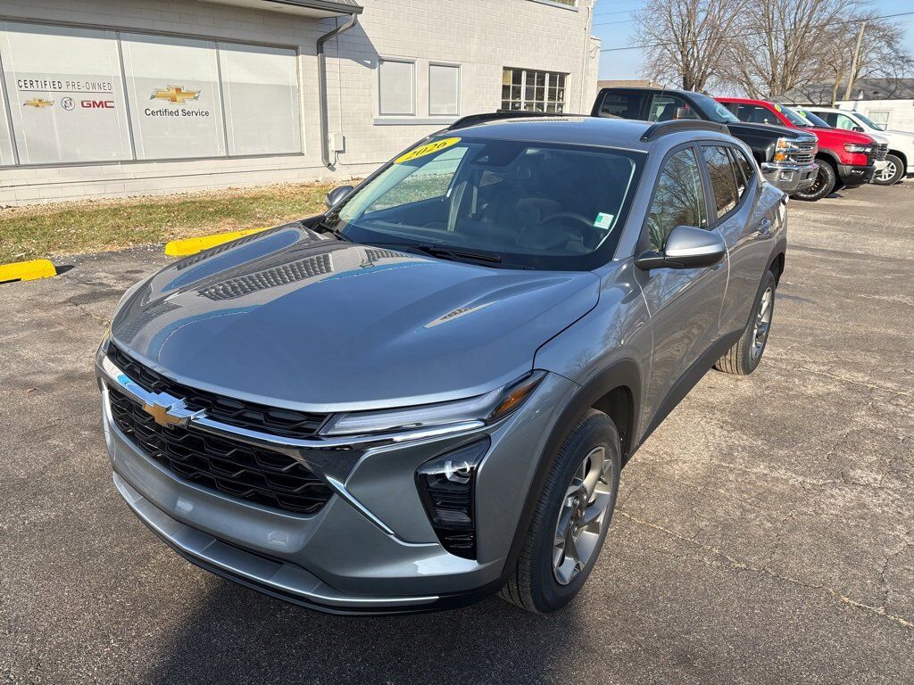 2026 CHEVROLET Trax