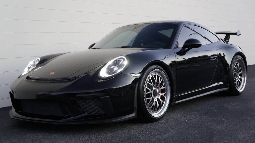 2018 PORSCHE 911