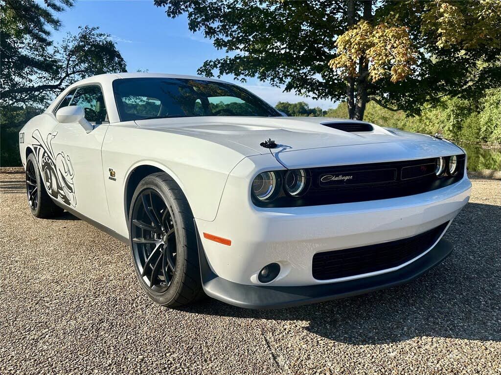 2023 DODGE Challenger