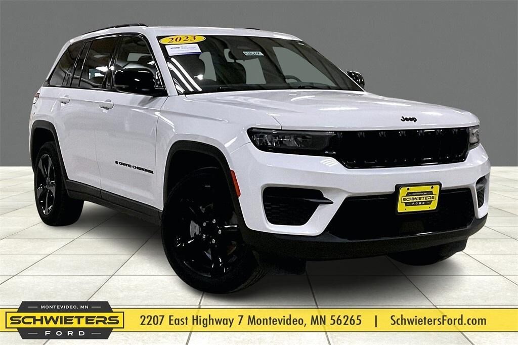 2023 JEEP Grand Cherokee