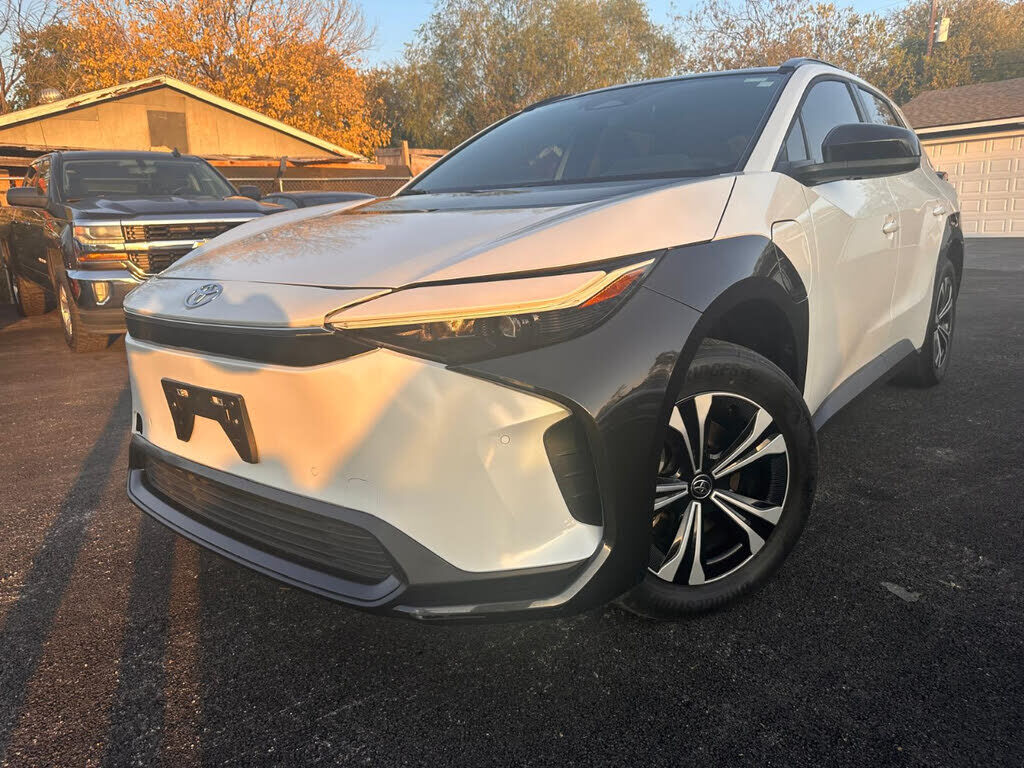2023 TOYOTA bZ4X