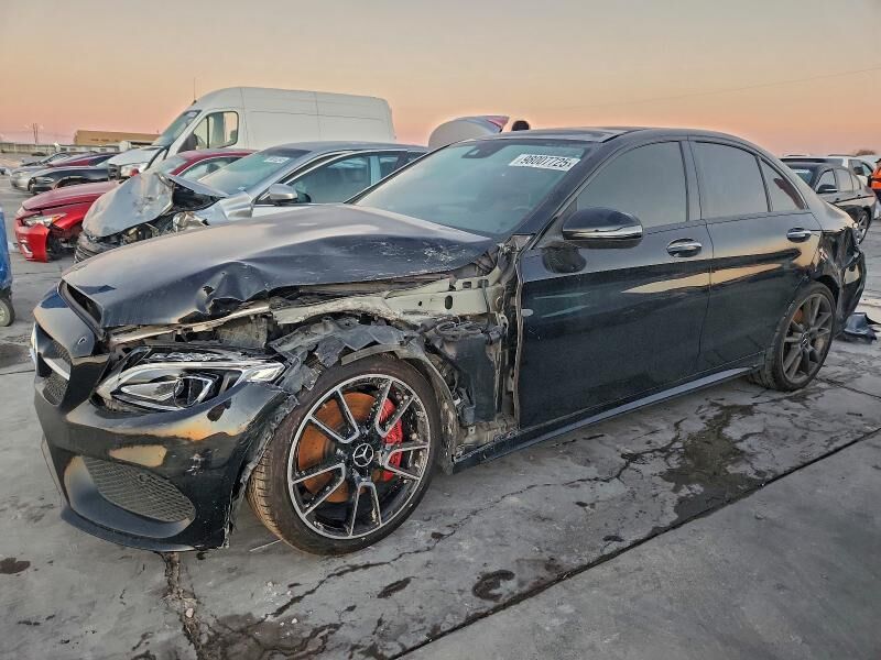 2017 MERCEDES-BENZ C-Class