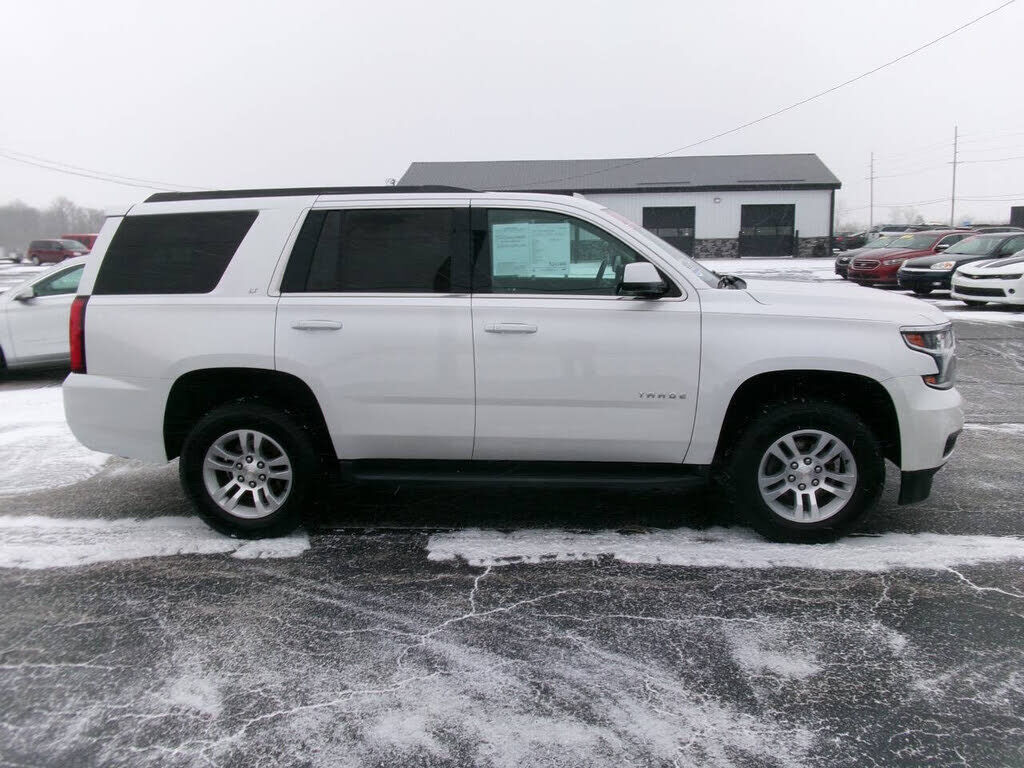2017 CHEVROLET Tahoe