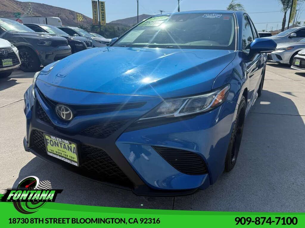 2019 TOYOTA Camry