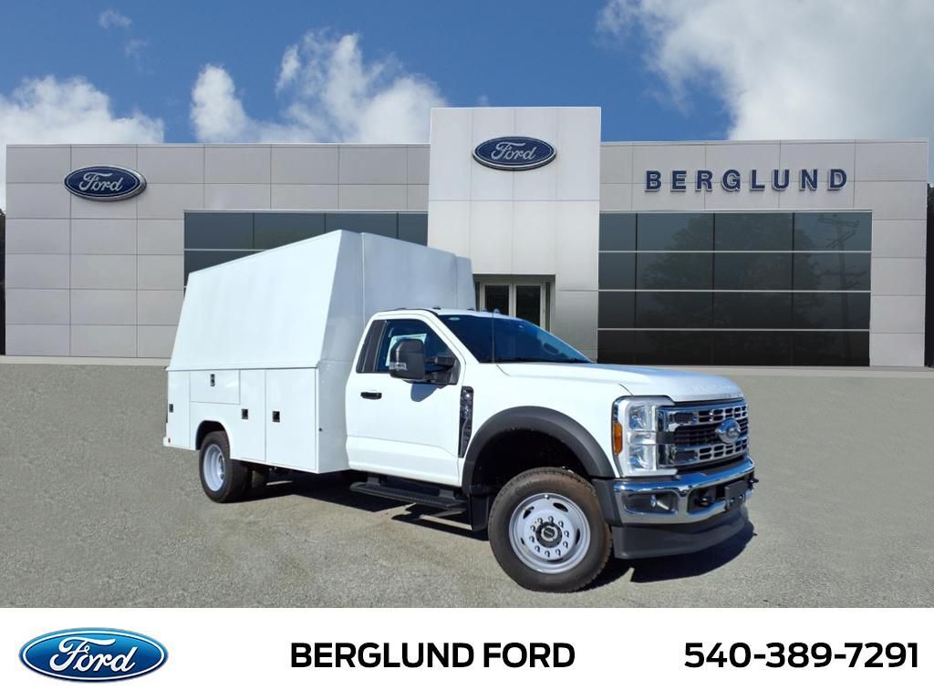 2025 FORD F-550