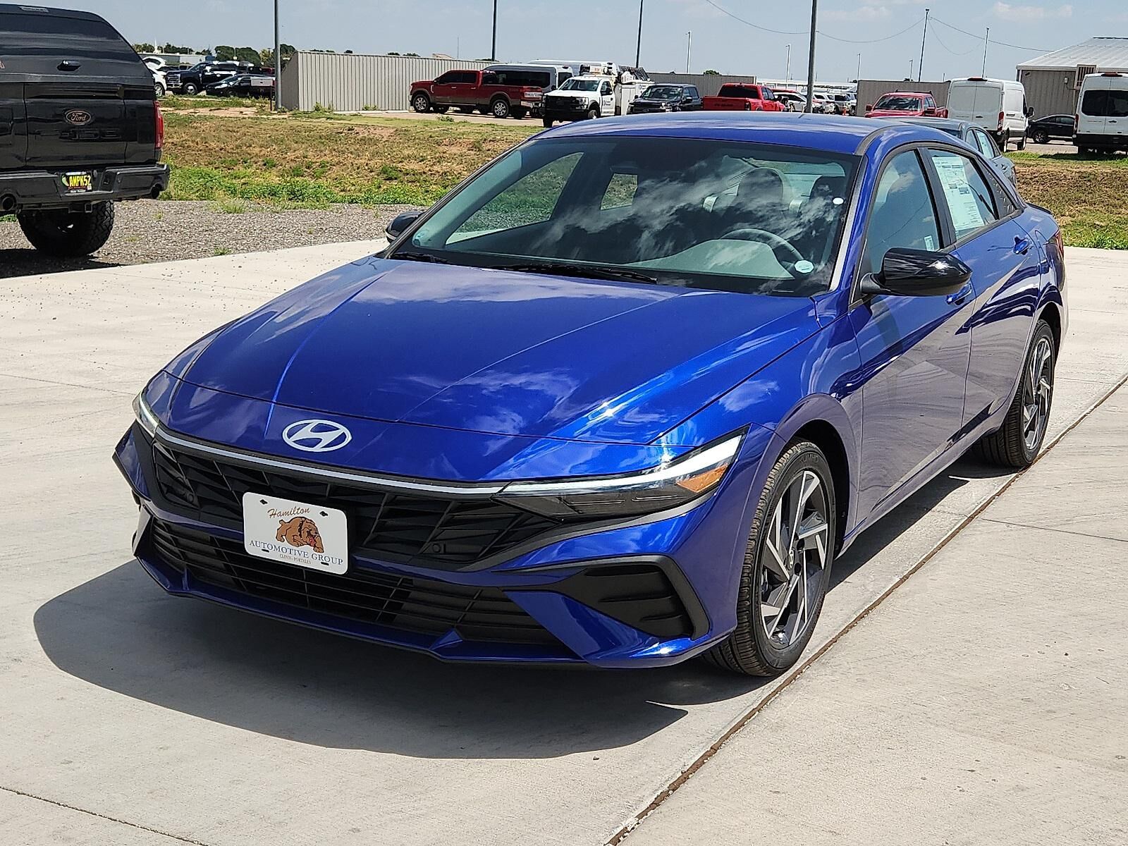 2025 HYUNDAI Elantra