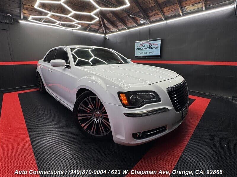 2012 CHRYSLER 300