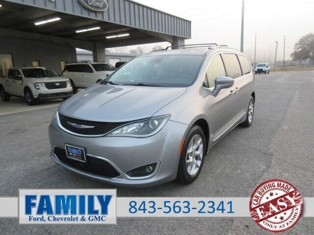 2019 CHRYSLER Pacifica