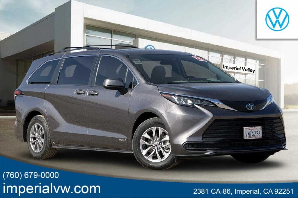 2021 TOYOTA Sienna