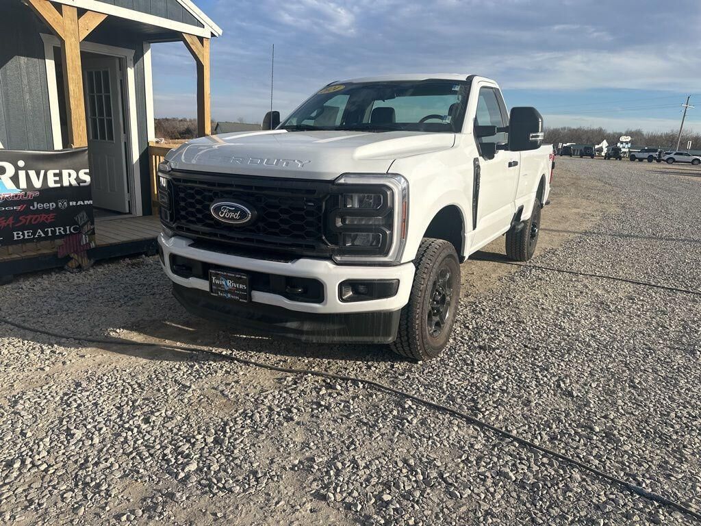 2024 FORD F-350