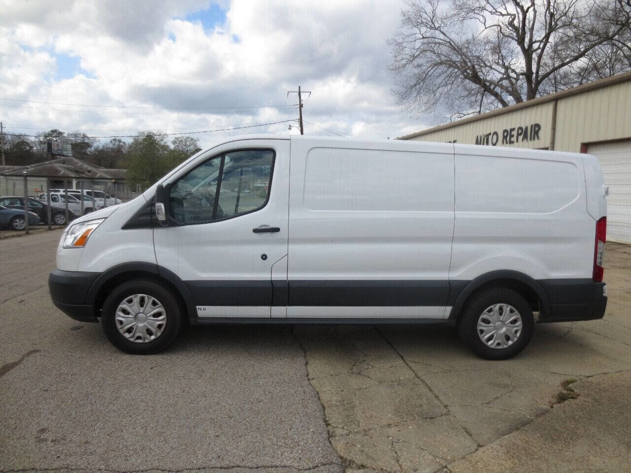2018 FORD Transit