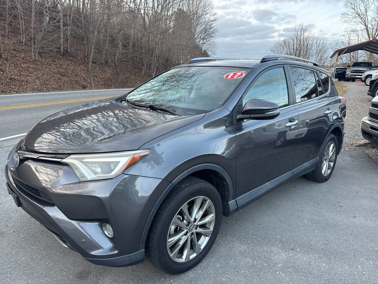 2017 TOYOTA RAV4