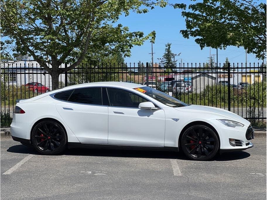 2014 TESLA Model S