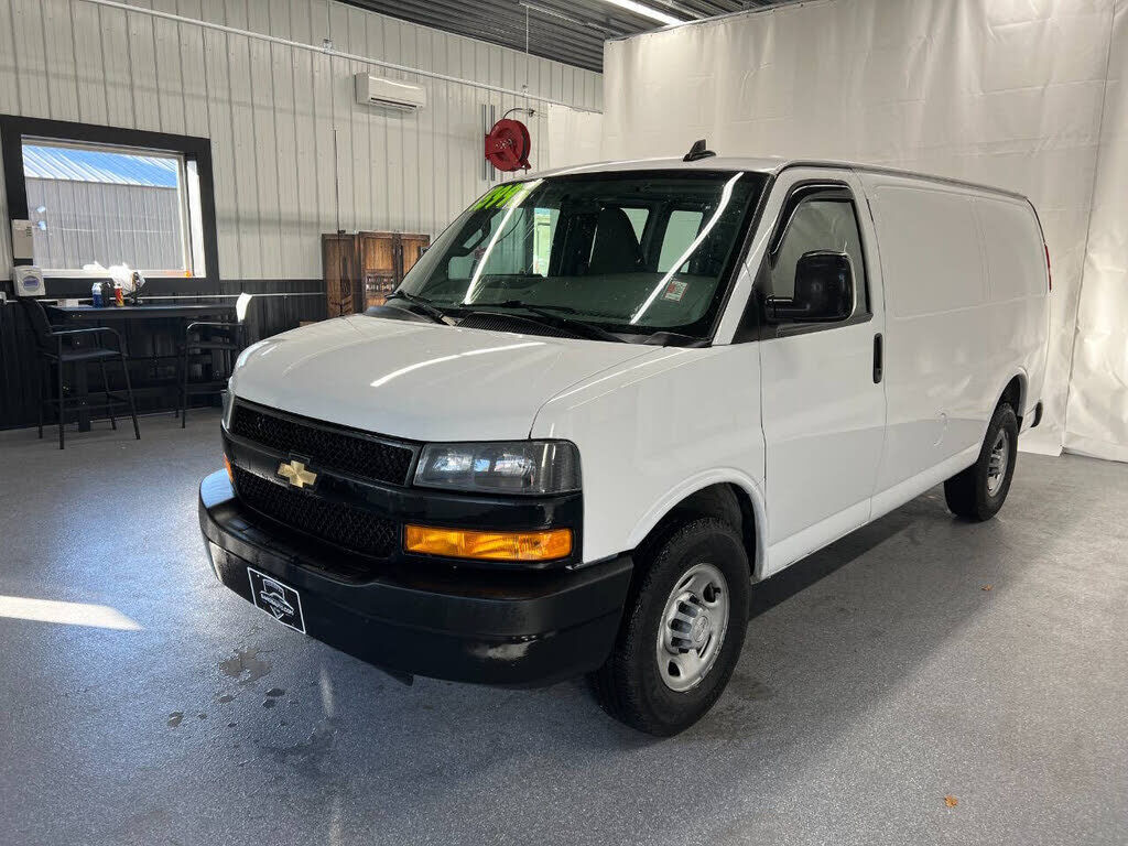 2019 CHEVROLET Express