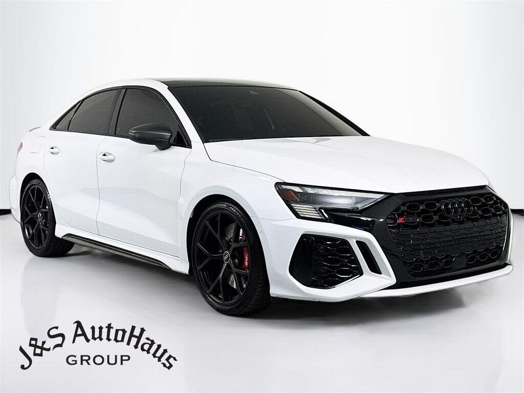 2024 AUDI RS3