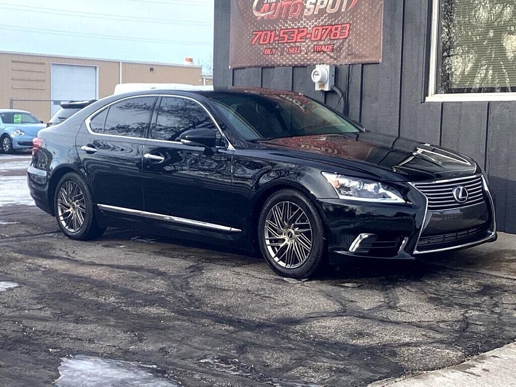 2015 LEXUS LS
