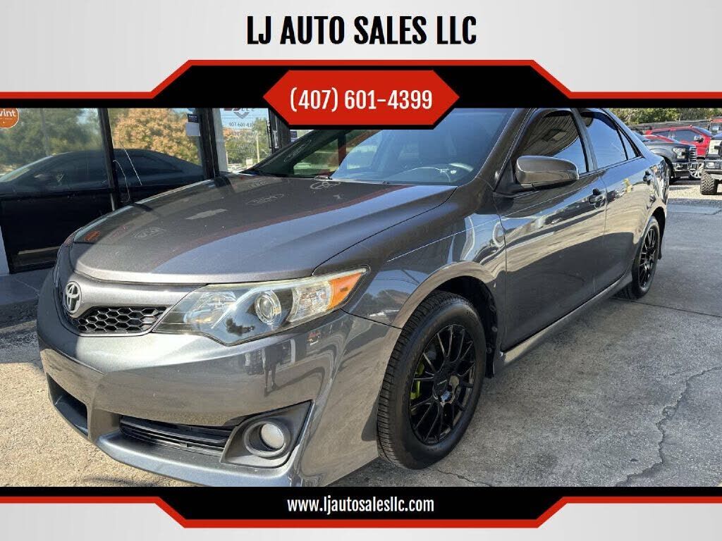 2013 TOYOTA Camry