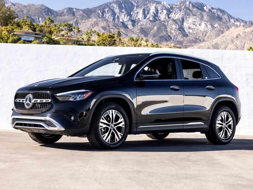 2025 MERCEDES-BENZ GLA-Class