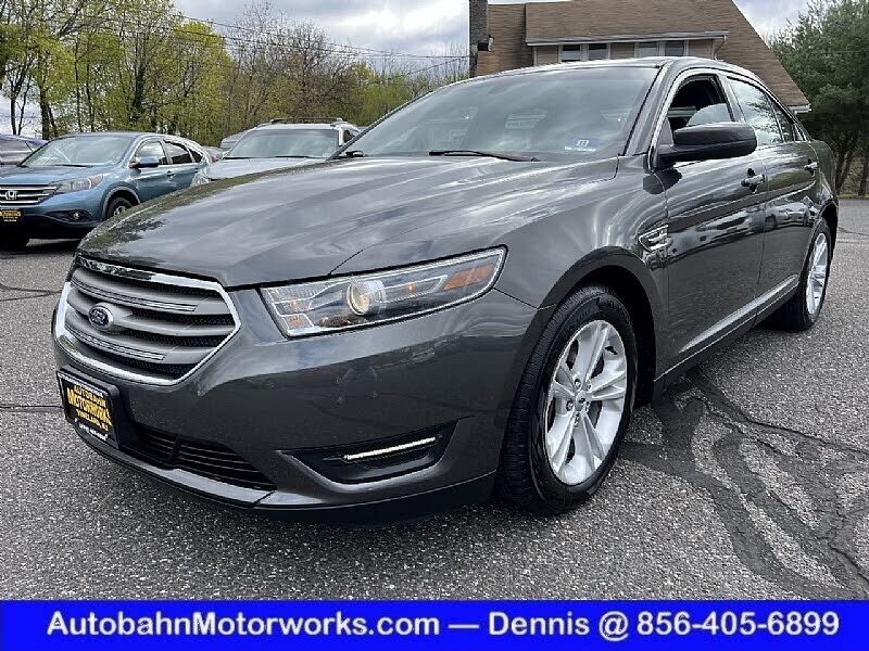 2015 FORD Taurus