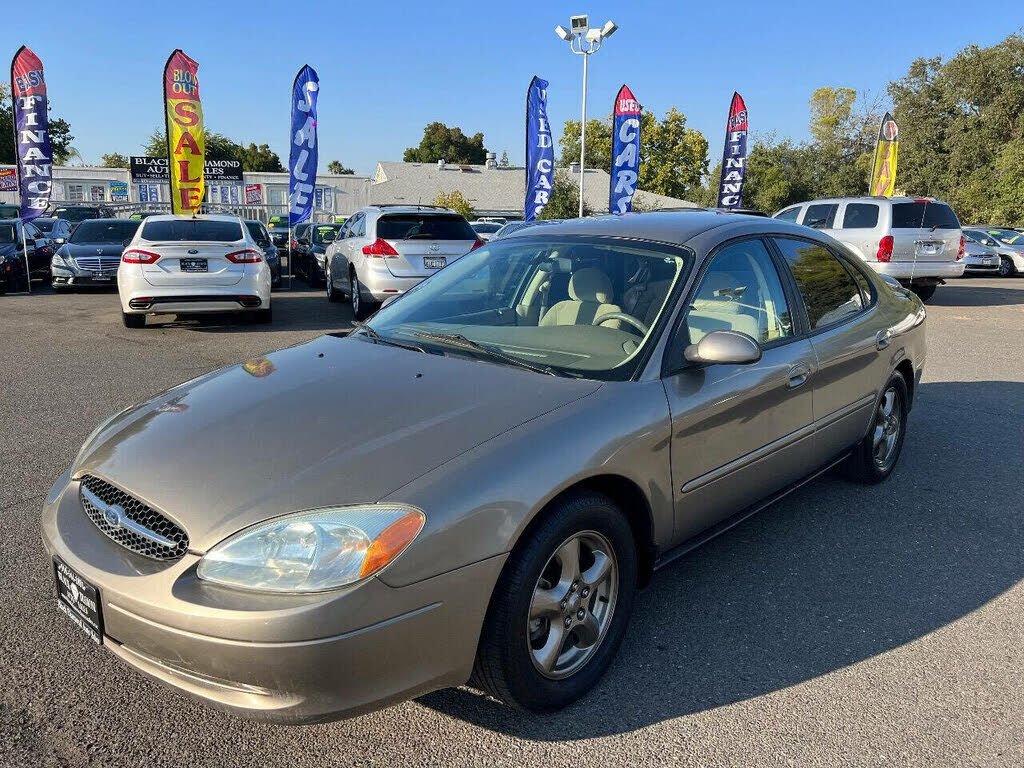 2003 FORD Taurus