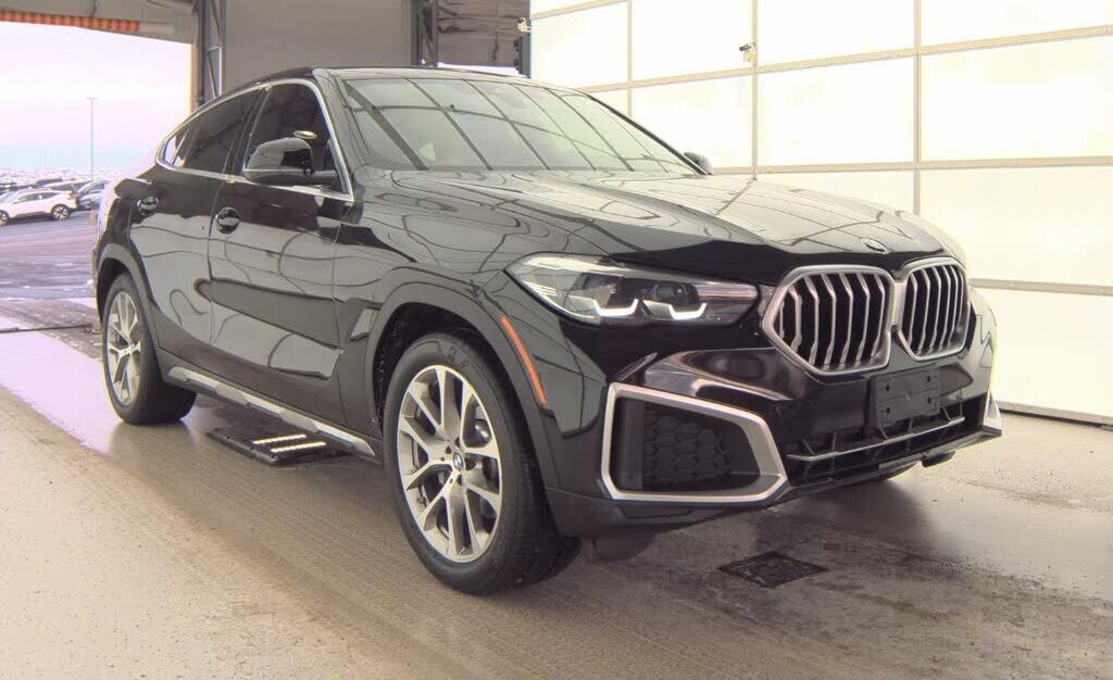 2023 BMW X6