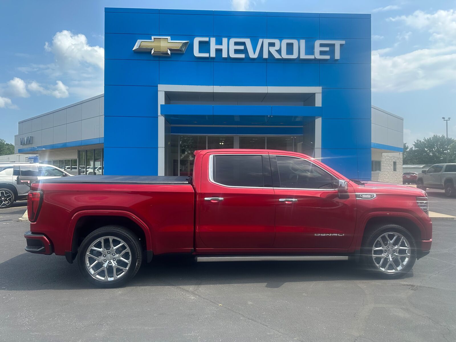2023 GMC Sierra