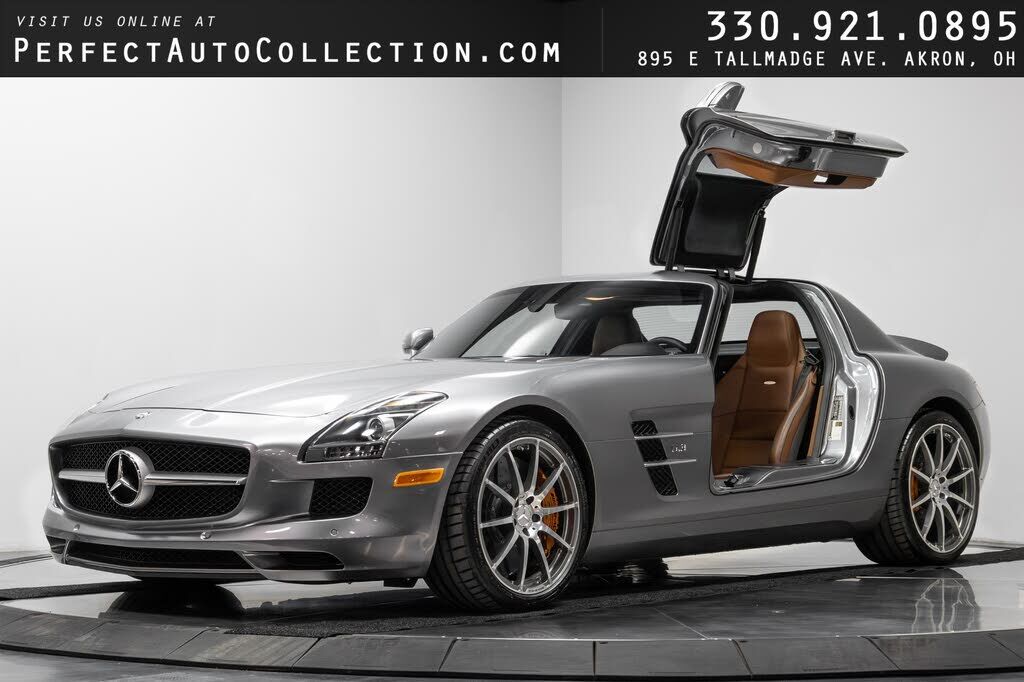 Mercedes-Benz SLS-Class