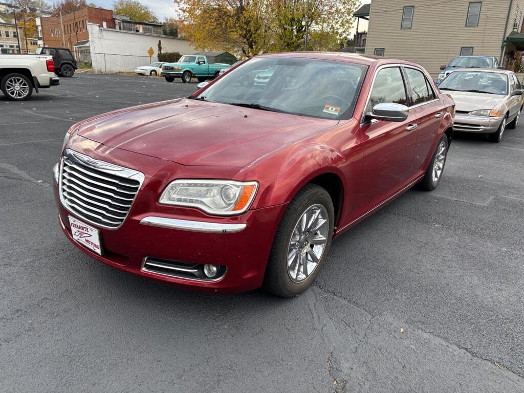 2011 CHRYSLER 300
